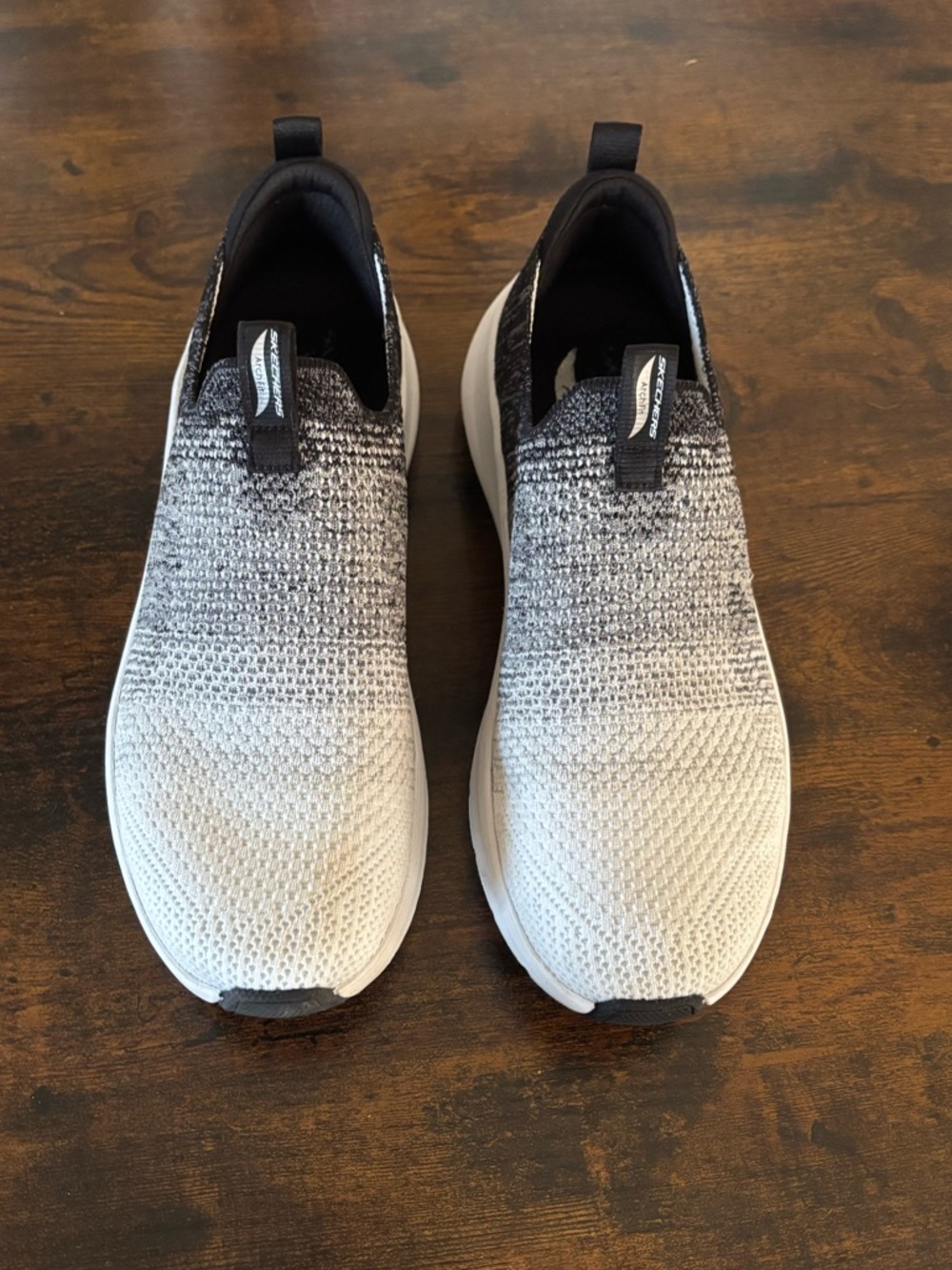 Women’s Skechers Slip On Sneakers